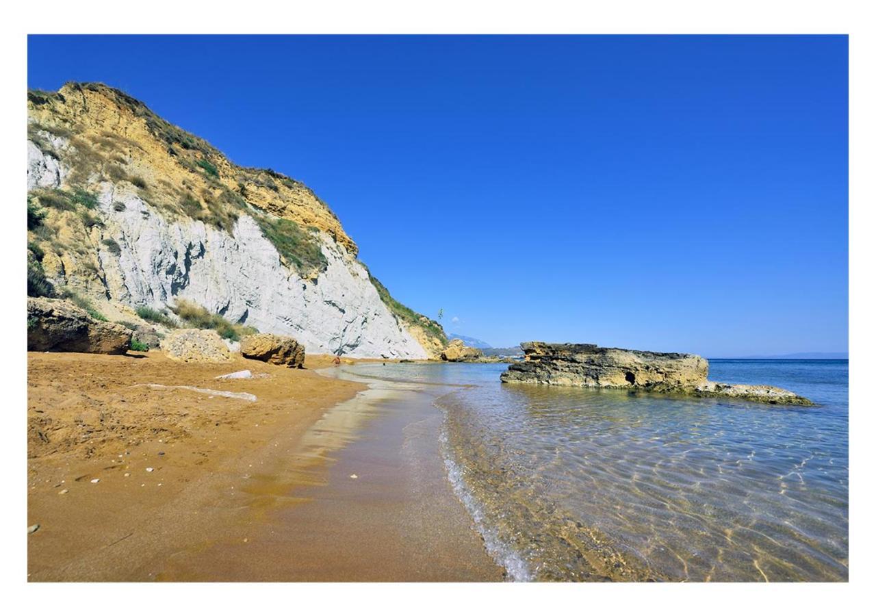 Apollonides Beach Houses 2 Villa Lixouri